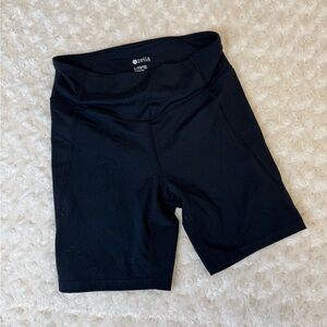 Zella girls’ Black Shorts size L (10/12)